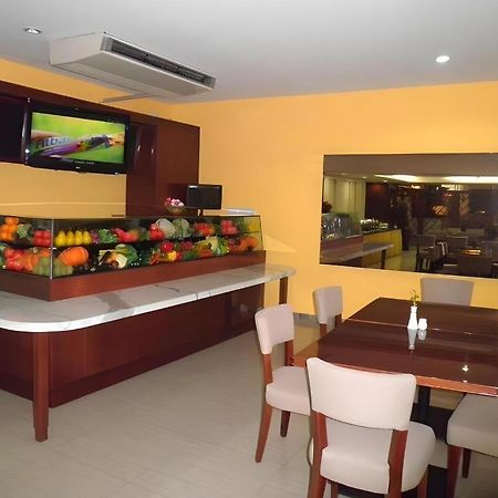 Sofyan Hotel Cut Meutia Jakarta Exteriör bild