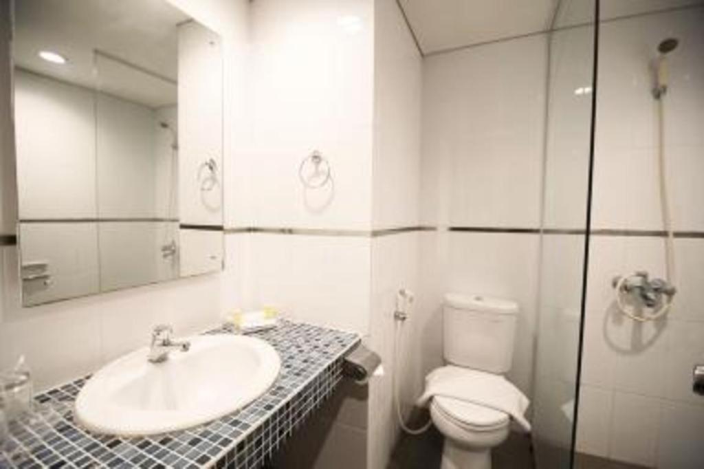 Sofyan Hotel Cut Meutia Jakarta Exteriör bild